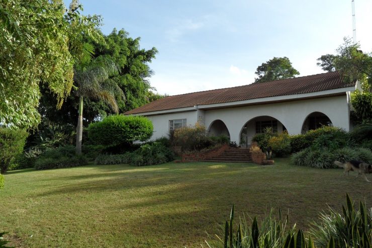 5-Bedroom House for Rent in Moshono in Green & Lush Environment