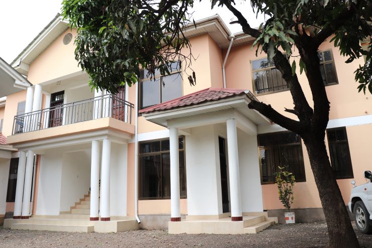 2-Bedroom Spacious House for Rent in Sakina