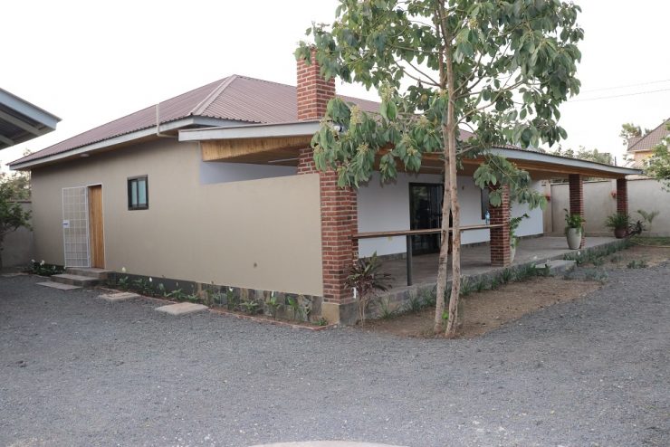 3-Bedroom charming House for Rent in Mateves – Close to AFCON City