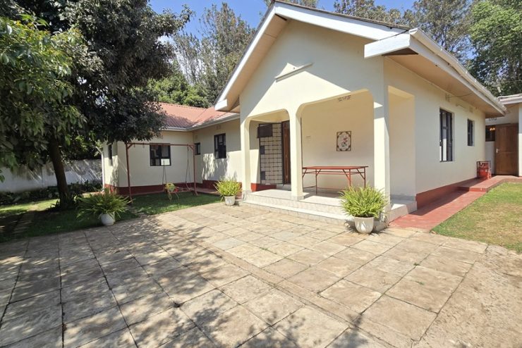 3-Bedroom House for Rent in Sakina