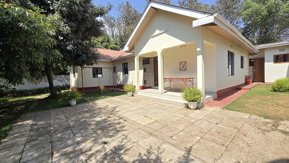 3-Bedroom House for Rent in Sakina