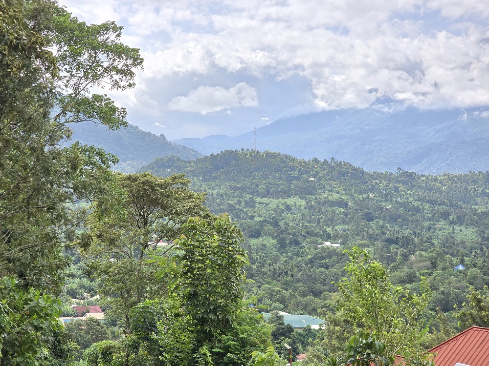 2,000sqm-Prime Land for Sale in Baraa with Stunning Vies of both Mountain